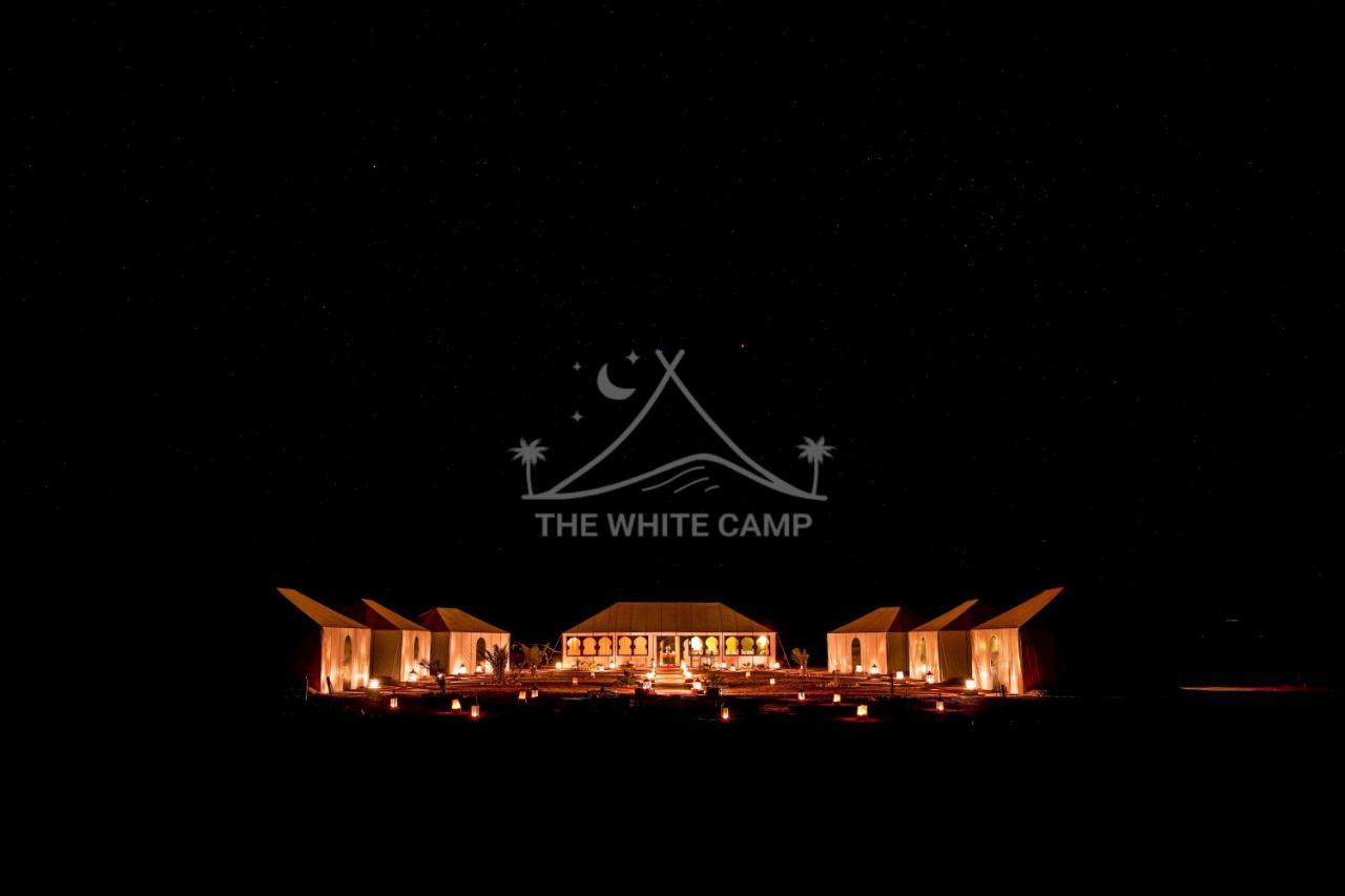 The White Camp - Your Merzouga Luxury Desert Camp & Erg Chebbi Dunes Camel Riding Экстерьер фото