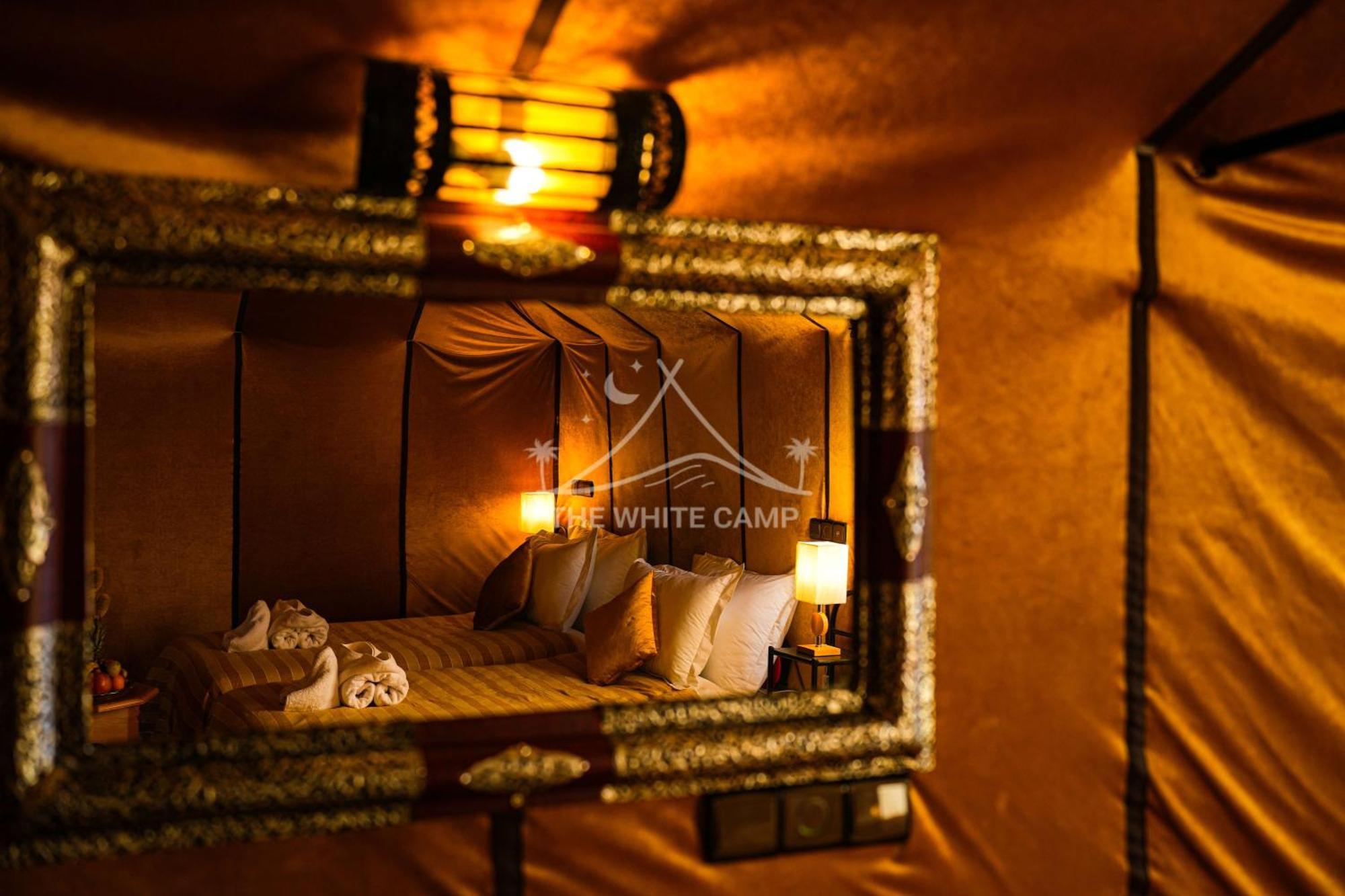 The White Camp - Your Merzouga Luxury Desert Camp & Erg Chebbi Dunes Camel Riding Экстерьер фото