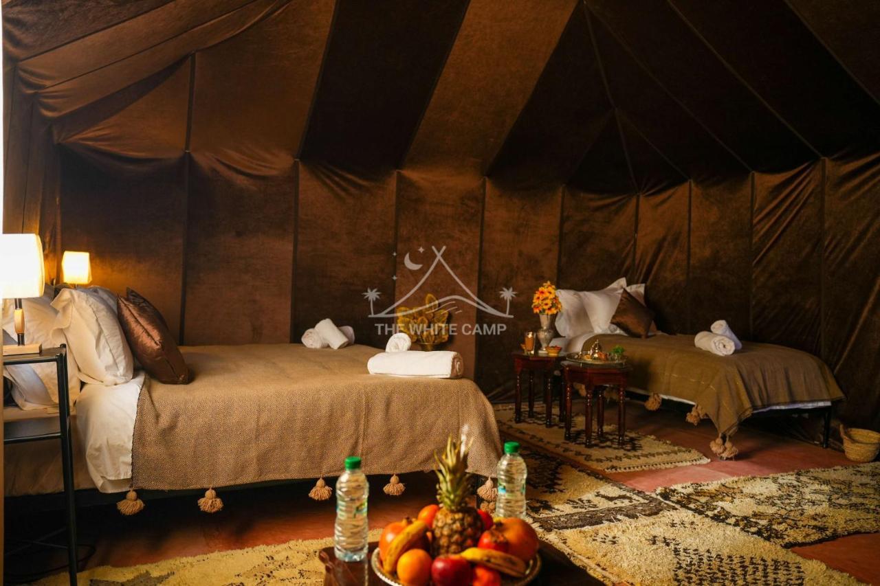 The White Camp - Your Merzouga Luxury Desert Camp & Erg Chebbi Dunes Camel Riding Экстерьер фото