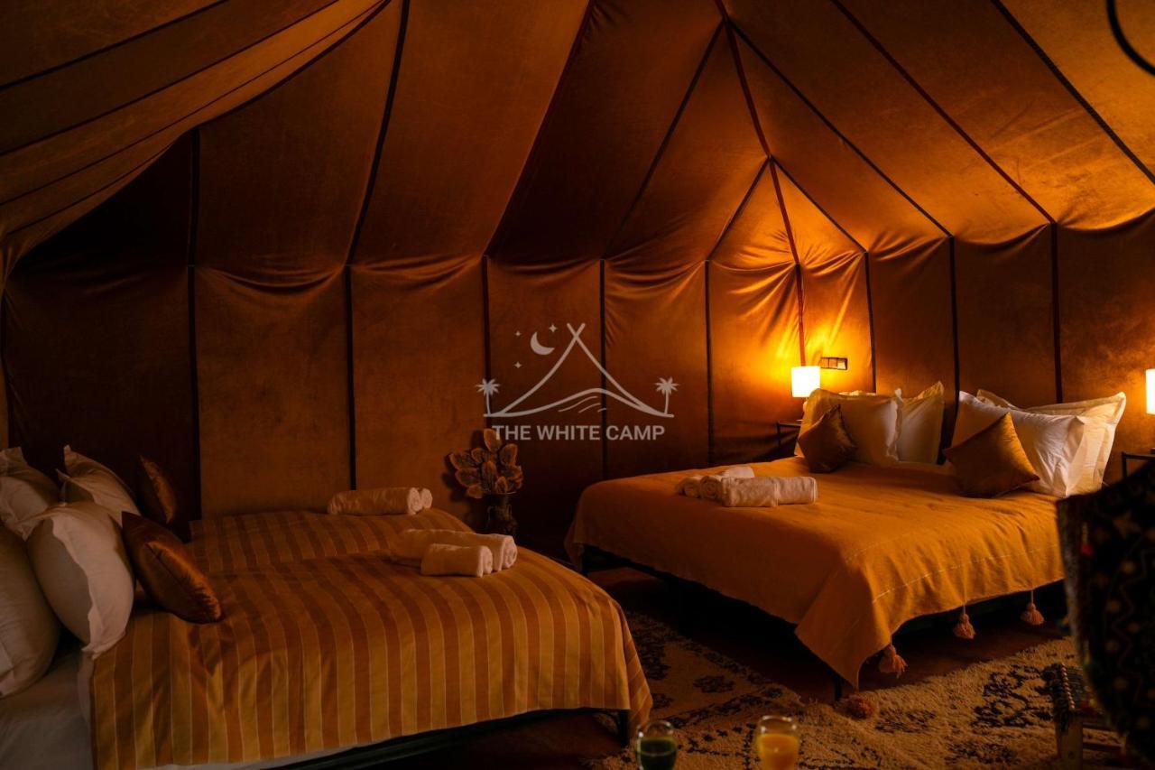 The White Camp - Your Merzouga Luxury Desert Camp & Erg Chebbi Dunes Camel Riding Экстерьер фото