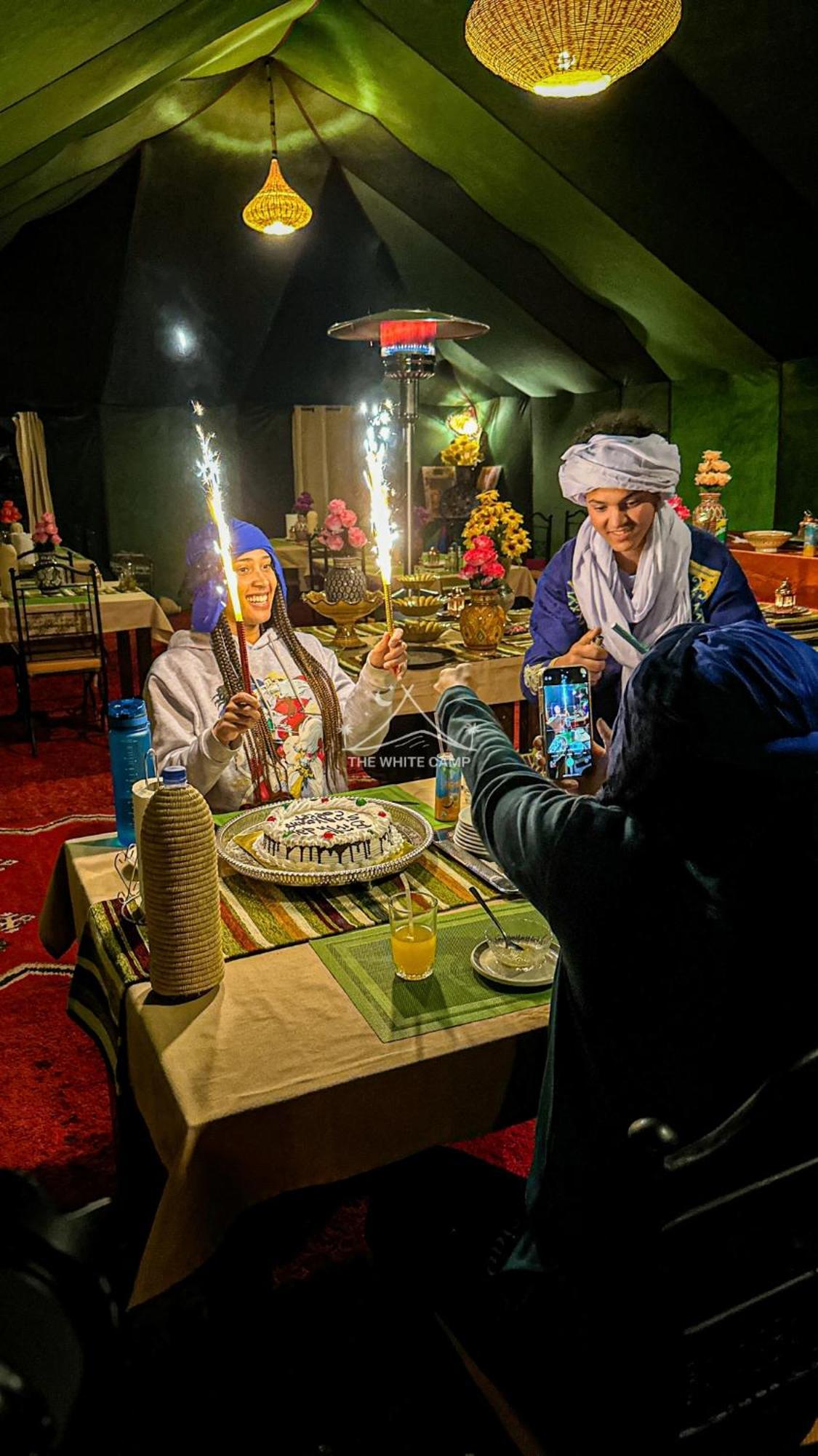 The White Camp - Your Merzouga Luxury Desert Camp & Erg Chebbi Dunes Camel Riding Экстерьер фото