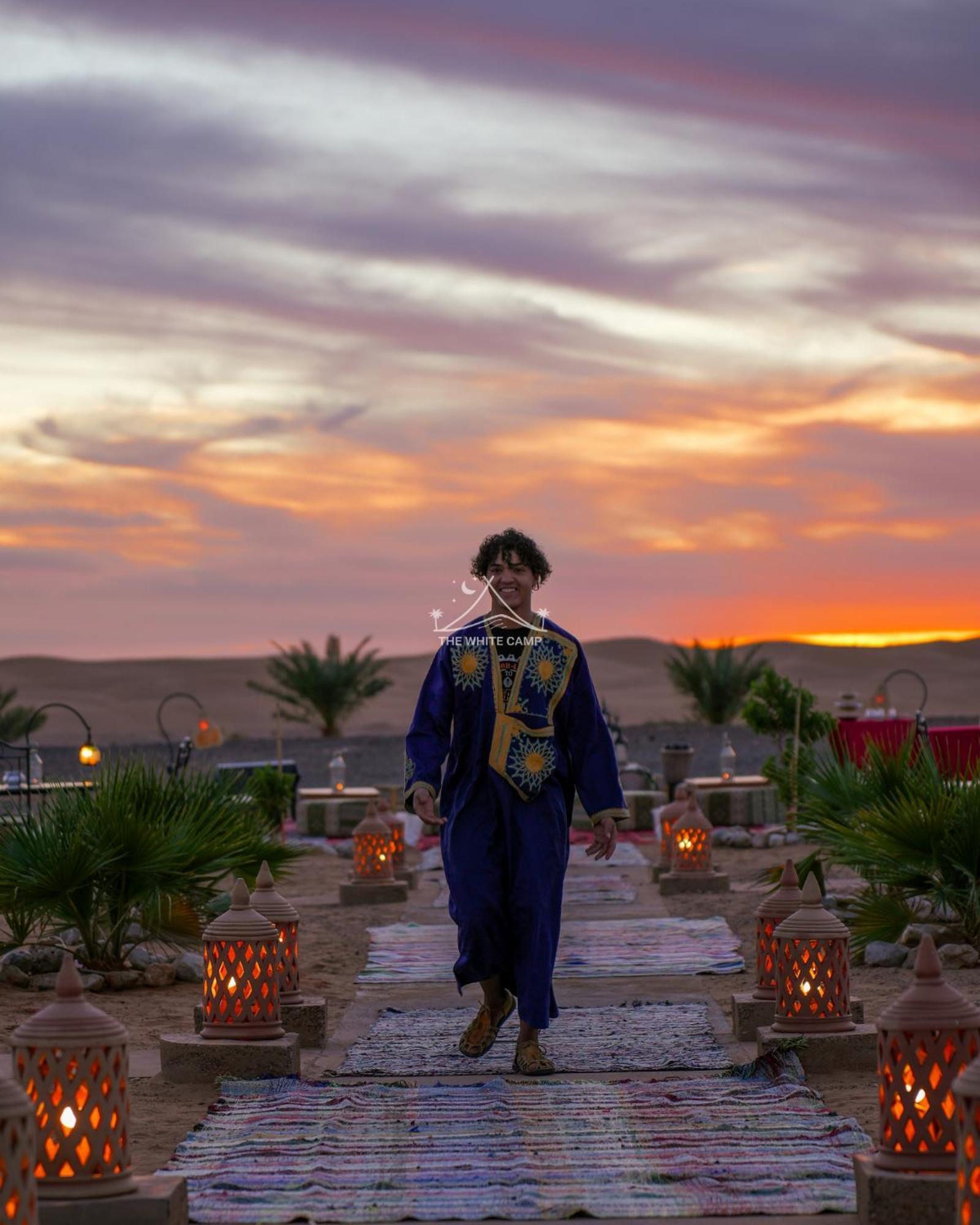 The White Camp - Your Merzouga Luxury Desert Camp & Erg Chebbi Dunes Camel Riding Экстерьер фото
