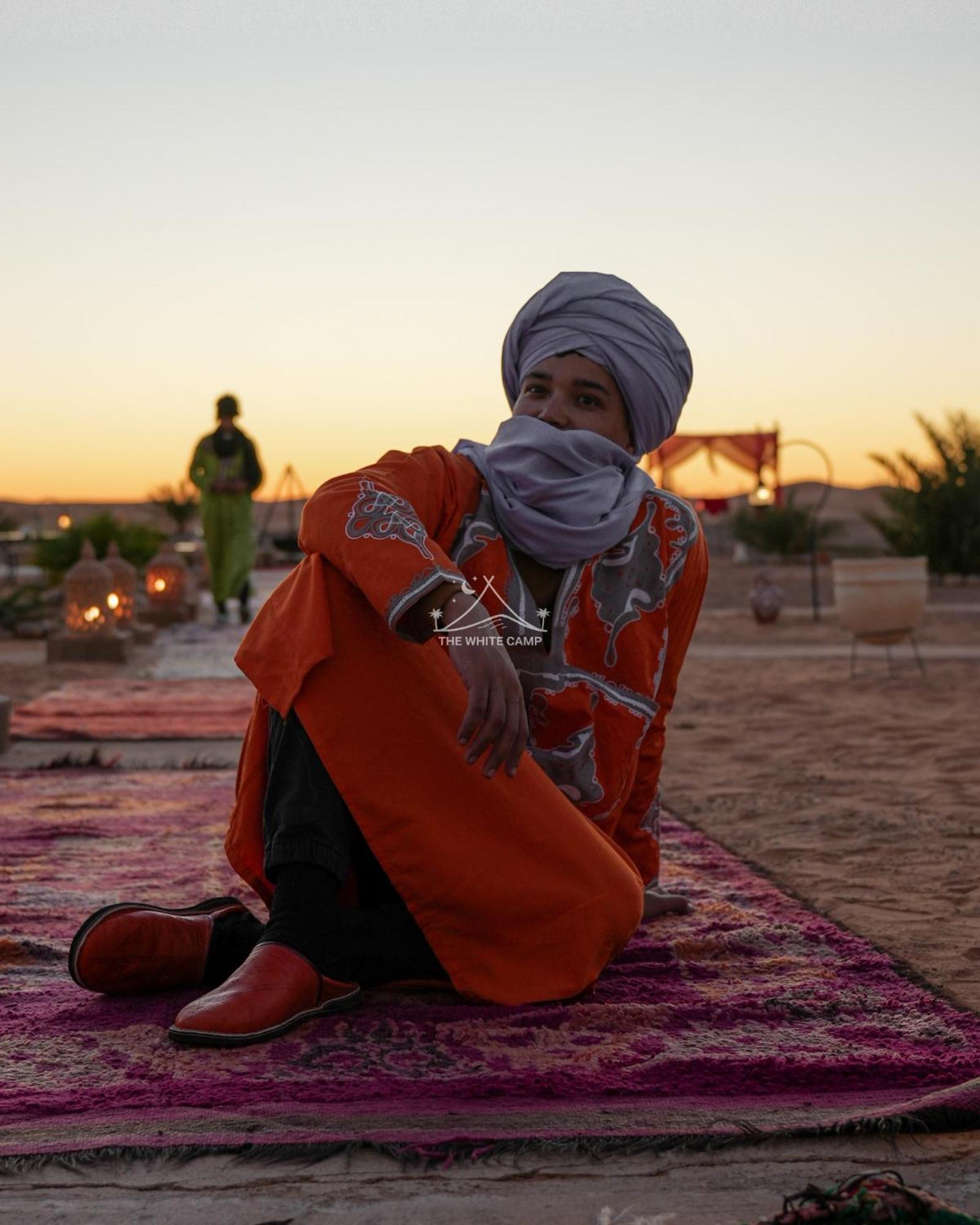 The White Camp - Your Merzouga Luxury Desert Camp & Erg Chebbi Dunes Camel Riding Экстерьер фото